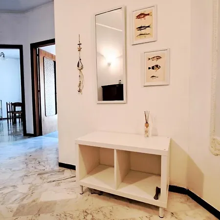 Casa Marina - Spacious In Lägenhet Rapallo